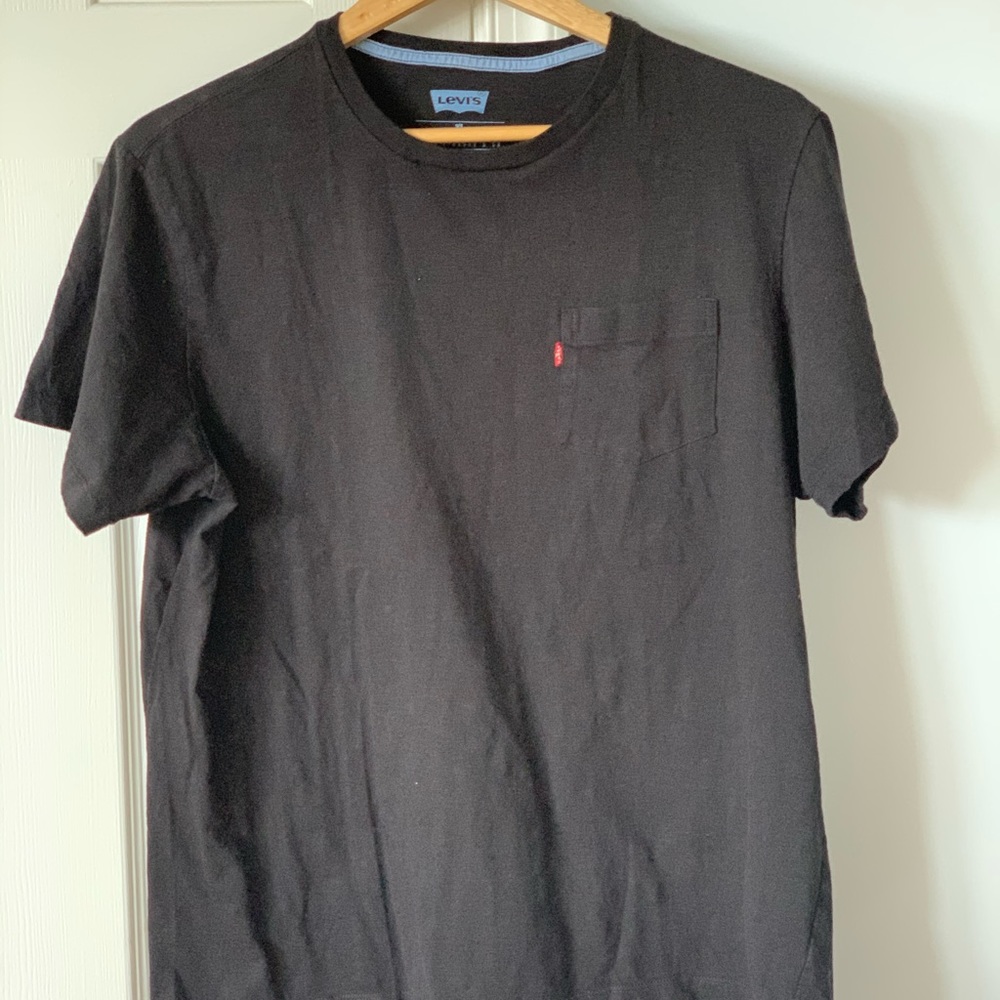Levi’s T-shirt